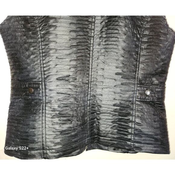 V2  Erin London Black zip up vest - Picture 6 of 9